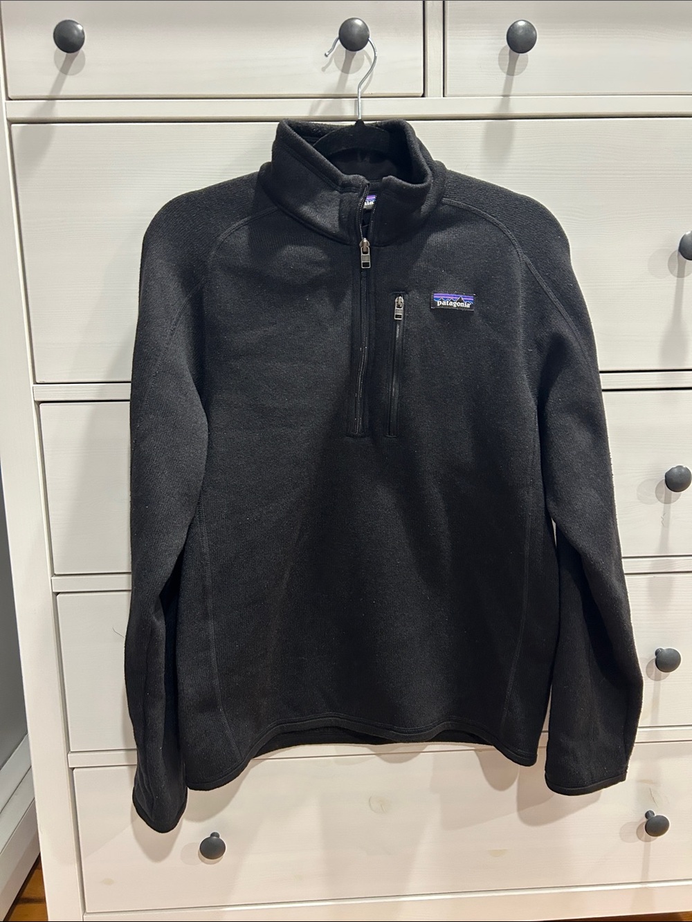 Patagonia Men’s Black Half-Zip Fleece Pullover